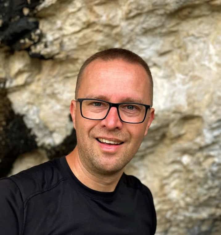 peter-bakalar